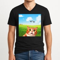 Funny Cat Selfie With Ufo Kitty Alien Encounter V-Neck T-Shirt
