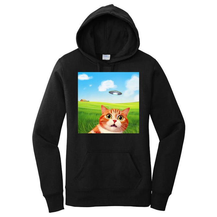 Funny Cat Selfie With Ufo Kitty Alien Encounter Women's Pullover Hoodie