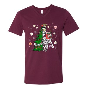 Funny Christmas Sorta Merry Sorta Scary Skeleton Xmas Tree V-Neck T-Shirt