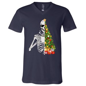 Funny Christmas Sorta Merry Sorta Scary Skeleton Xmas Tree V-Neck T-Shirt