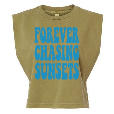 Forever Chasing Sunsets Retro Summer Garment-Dyed Women's Muscle Tee