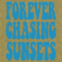 Forever Chasing Sunsets Retro Summer Garment-Dyed Women's Muscle Tee
