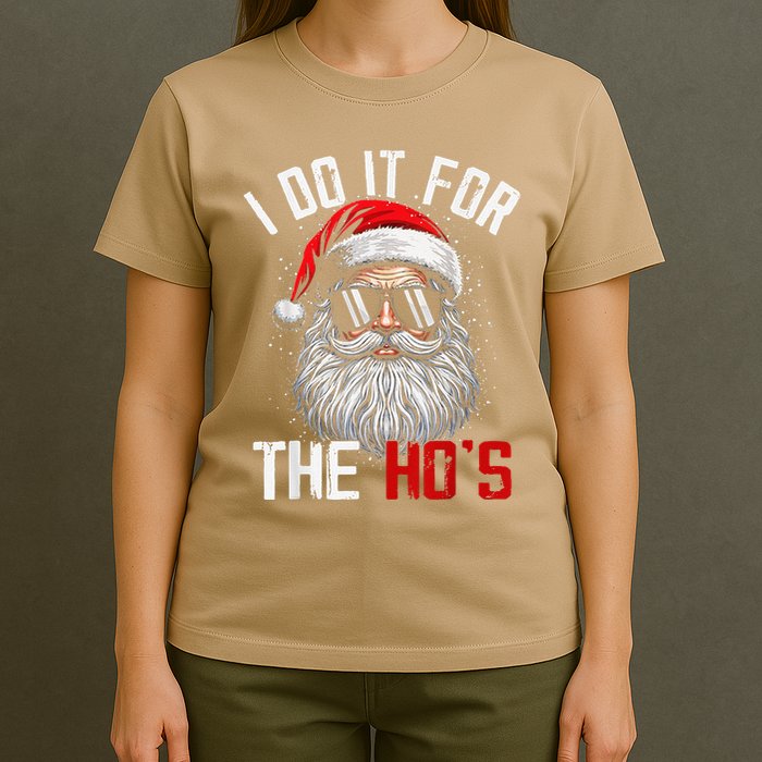 Funny Christmas Santa Claus I Do It For The Hos Cute Xmas T-Shirt