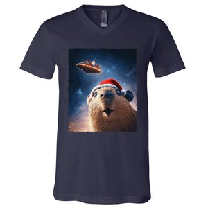 Funny Capybara Selfie Santa Ufo Xmas Christmas V-Neck T-Shirt