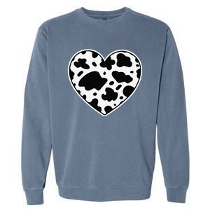 Farmer cows Skin print black and white Heart Cow Garment-Dyed Sweatshirt