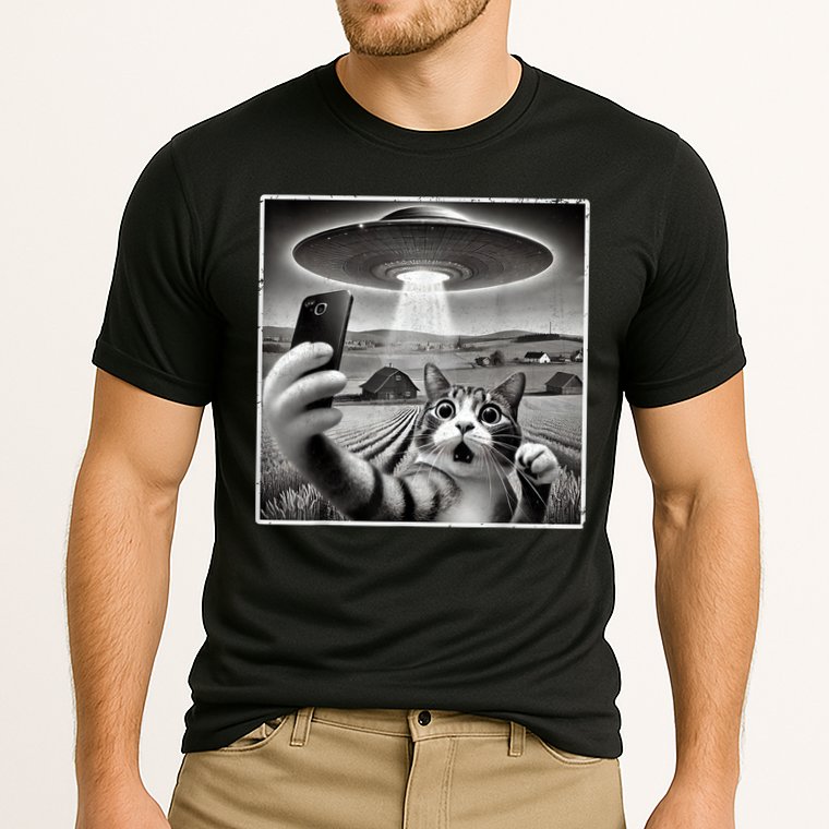 Funny Cat Selfie With Alien UFO Cat Performance Shirt