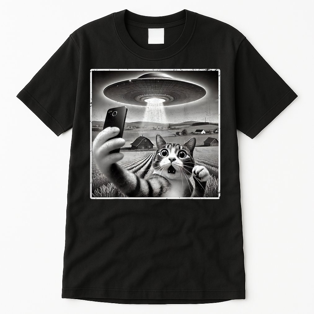 Funny Cat Selfie With Alien UFO Cat Tall T-Shirt