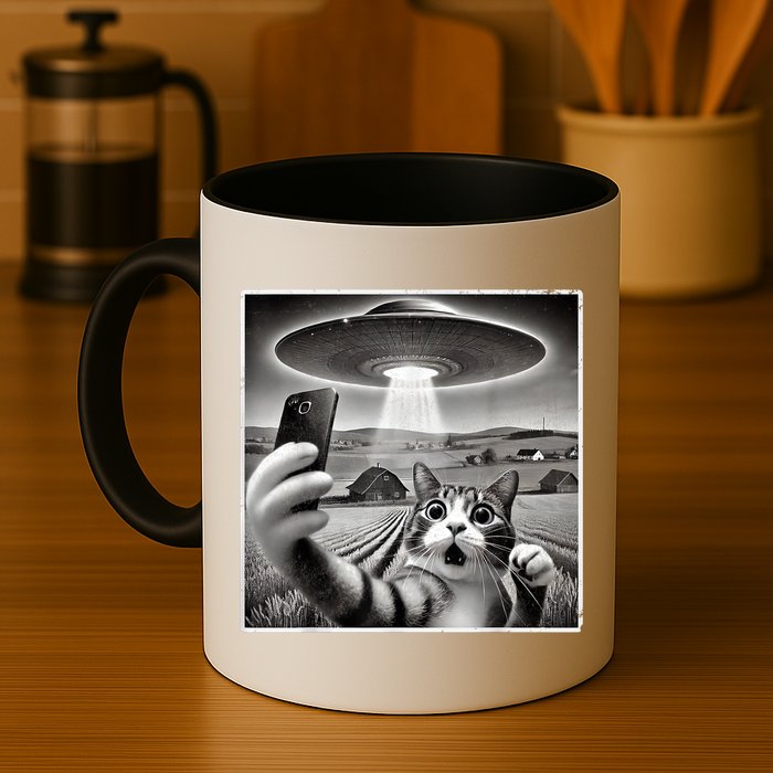 Funny Cat Selfie With Alien UFO Cat Mug