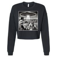 Funny Cat Selfie With Alien UFO Cat Cropped Pullover Crew