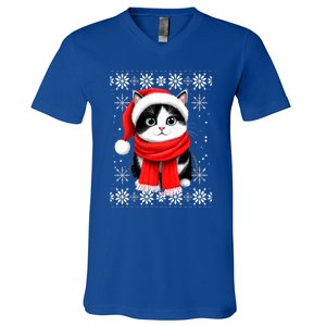 Funny Cat Santa Christmas Ugly Cats Lover Cat Mom Cute Gift V-Neck T-Shirt