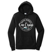 Family Cruise Shirp , Cruising Trip Women's Pullover Hoodie