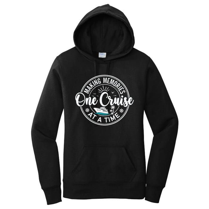 Family Cruise Shirp , Cruising Trip Women's Pullover Hoodie