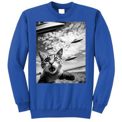 Funny Cat Selfie With Alien Ufos Funny Cat Lovers AlienS Ufo Tall Sweatshirt