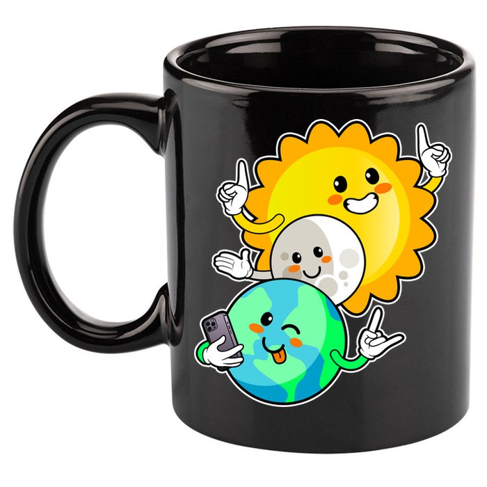 Funny Cute Total Solar Eclipse Earth Moon Sun Selfie 11oz C Handle Ceramic Mug