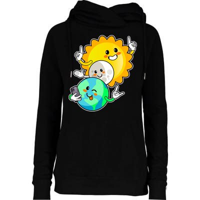 Funny Cute Total Solar Eclipse Earth Moon Sun Selfie Womens Funnel Neck Pullover Hood