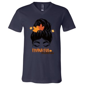 Funny Cute Thankful Mama Messy Bun Autumn V-Neck T-Shirt