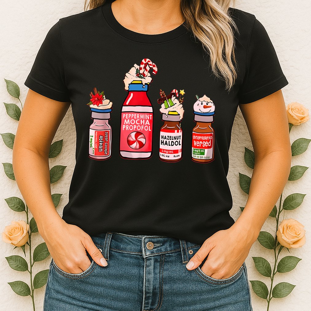Funny Christmas Tee Crna Pacu ER ED ICU Cricital Care Nurse Womens T-Shirt