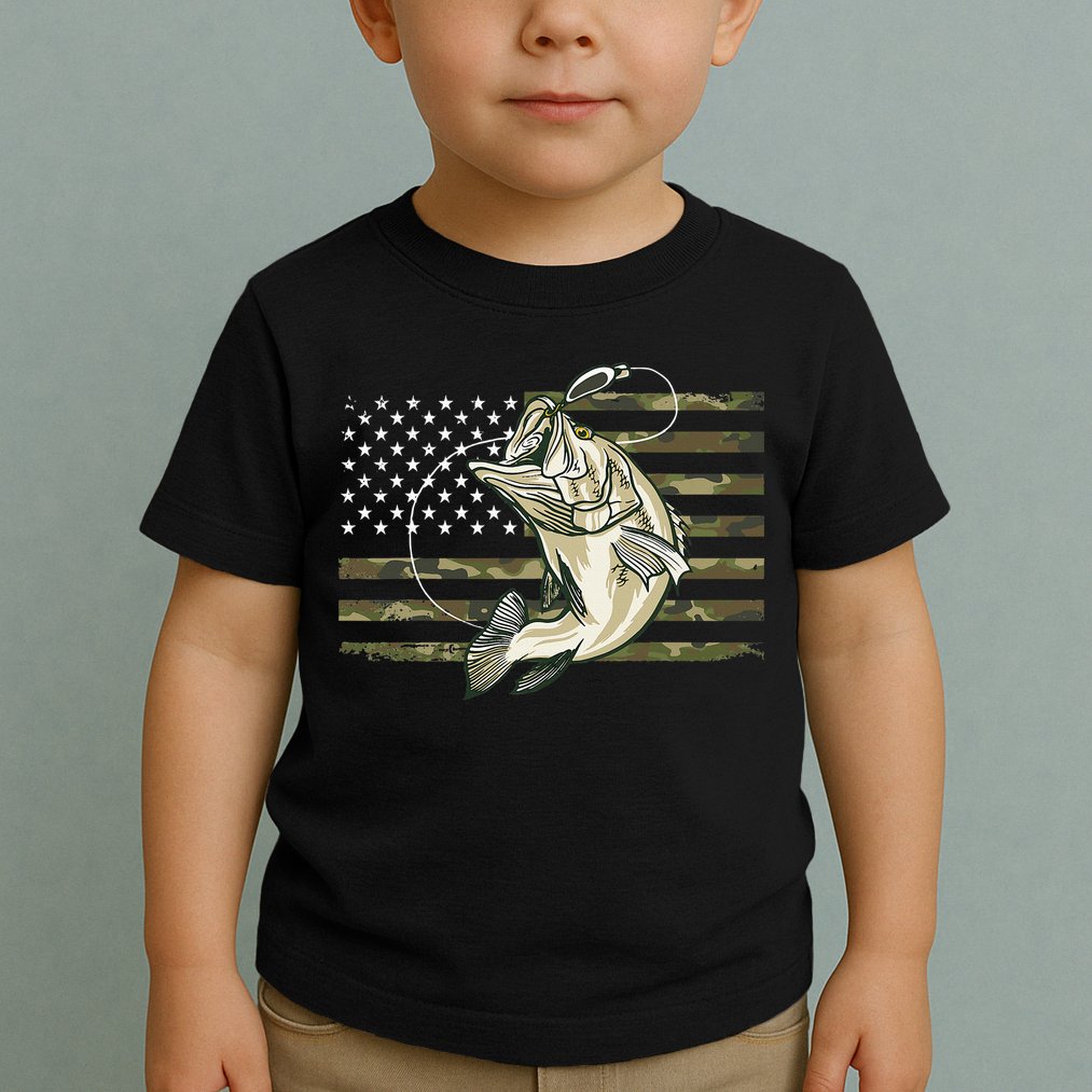 Fishing Camouflage Us American Flag Bass Fish Fisherman Camo Toddler T-Shirt