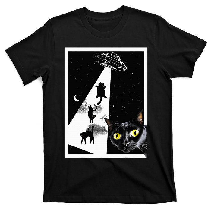 Funny Cats With Alien UFO Spaceship. Funny Cat Lovers T-Shirt