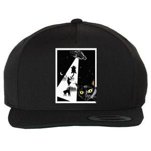 Funny Cats With Alien UFO Spaceship. Funny Cat Lovers Wool Snapback Cap