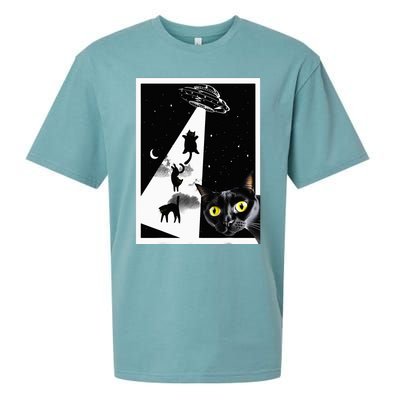 Funny Cats With Alien UFO Spaceship. Funny Cat Lovers Sueded Cloud Jersey T-Shirt