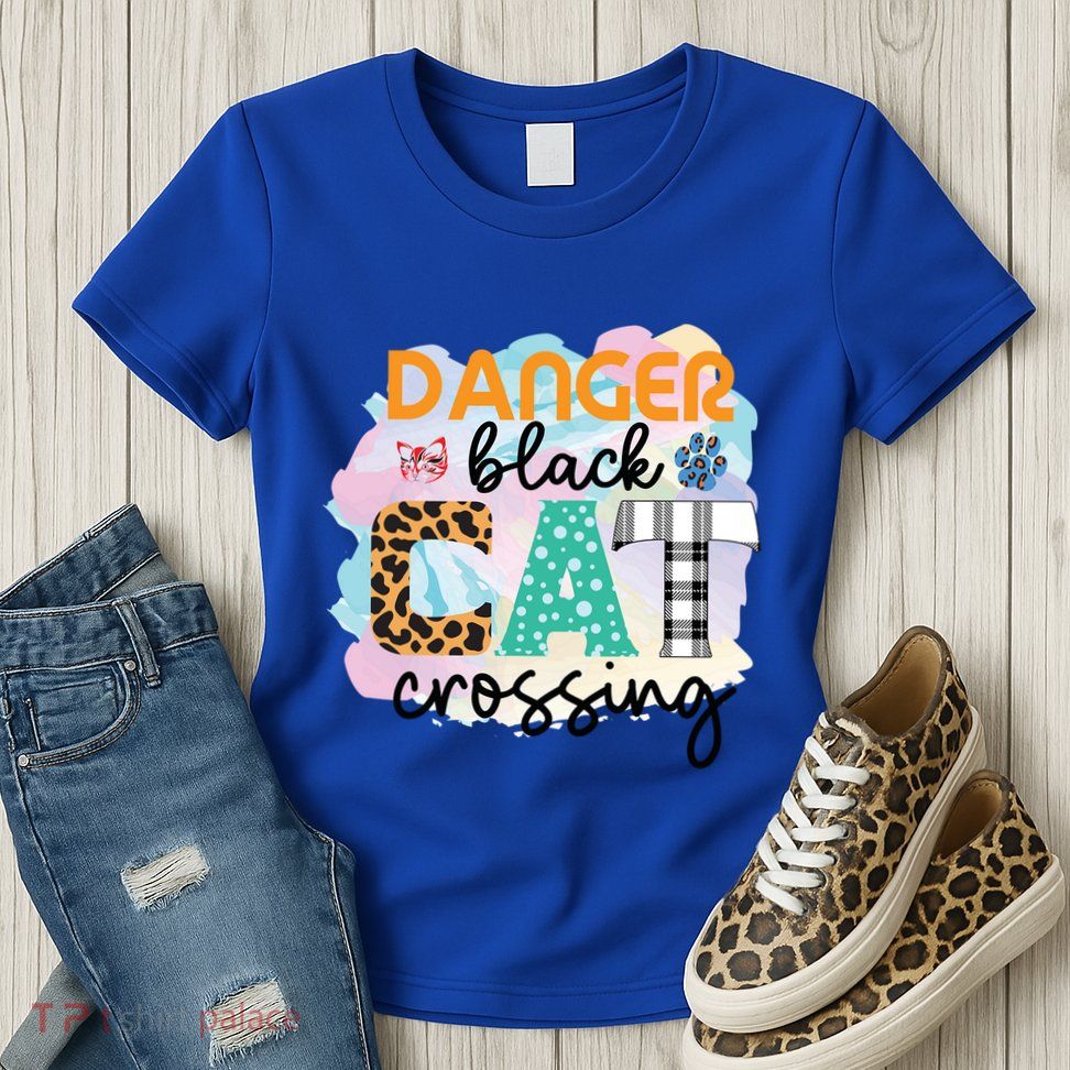 Funny Danger Black Cat Crossing Graphic Patchwork Gift Womens T-Shirt