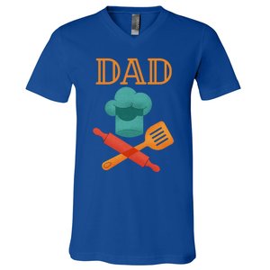 Fathers Day Cook Chef Baker For Dad Gift V-Neck T-Shirt