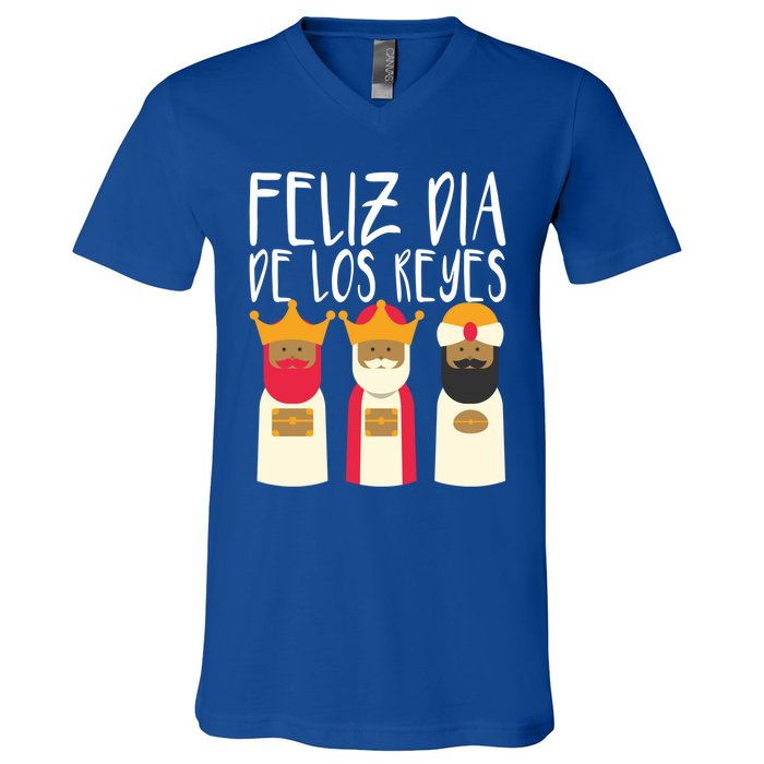 Feliz Dia De Reyes Happy Epiphany Day Three Kings Day Cute Gift V-Neck T-Shirt