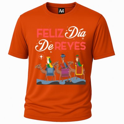 Feliz Dia De Reyes Happy Three Kings Day Epiphany Day Cute Gift Cooling Performance Crew T-Shirt