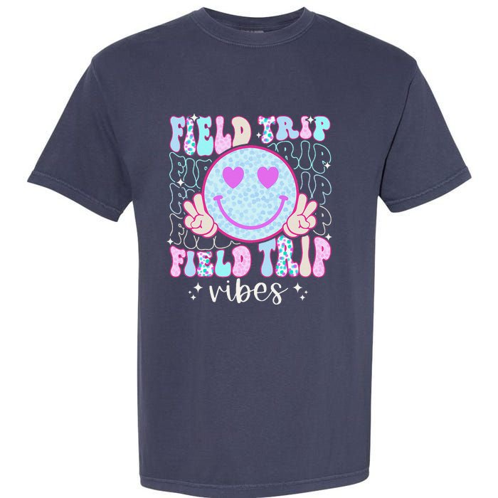 Field Day Field Trip Vibes Fun Day Groovy Teacher Student Garment-Dyed Heavyweight T-Shirt