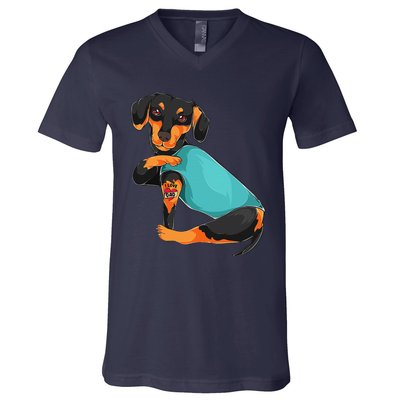 Fathers Day Gift Funny Dog Dad Dachshund I Love Dad Tattoo V-Neck T-Shirt