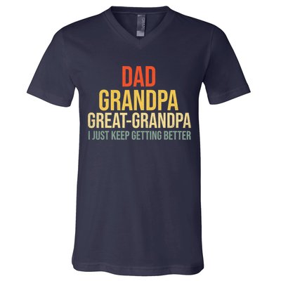 Funny Dad Great Grandpa For Fathers Day V-Neck T-Shirt