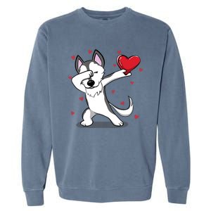 Funny Dabbing Husky Heart Valentine's Day Gift Garment-Dyed Sweatshirt