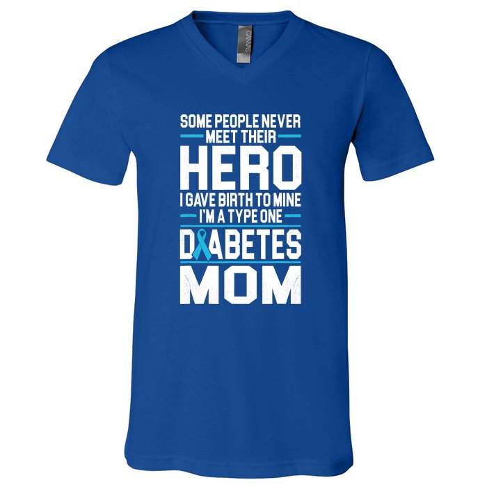 Funny Diabetes Mom Diabetes V-Neck T-Shirt