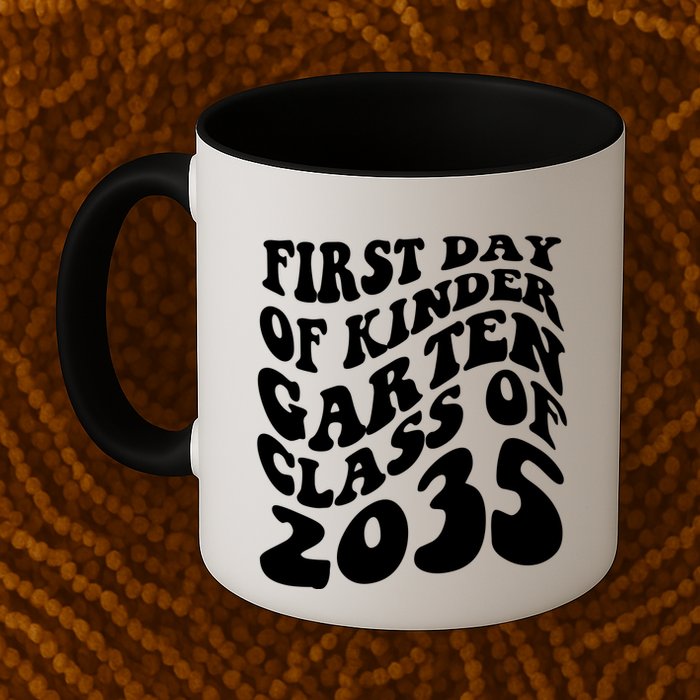 First Day Of Kindergarten Class Of 2035 Retro Mug