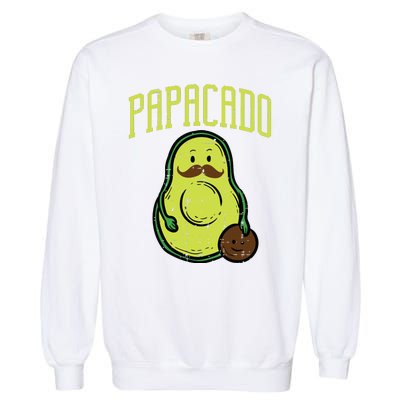 Fathers Day Papacado Papa Avocado Funny Vegan Guacamole Dad Garment-Dyed Sweatshirt