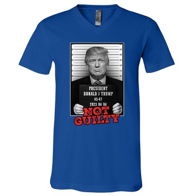 Funny Donald Trump Not Guilty Mug Shot Free Trump 2024 V-Neck T-Shirt