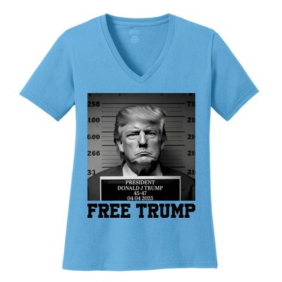 Free Donald Trump Mug Shot Women's V-Neck T-Shirt
