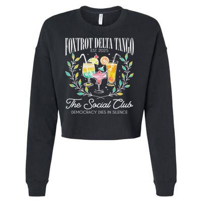 Foxtrots Deltas Tangos Retro Vintage Beach Cropped Pullover Crew