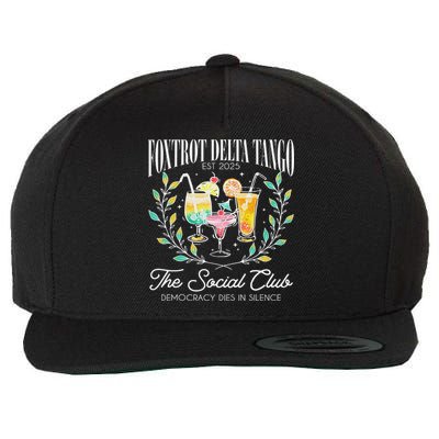 Foxtrots Deltas Tangos Retro Vintage Beach Wool Snapback Cap
