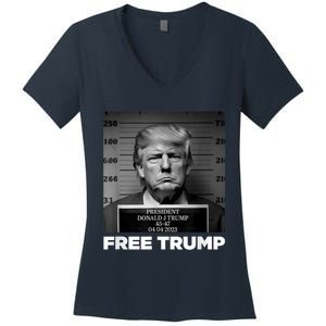 Free Donald Trump Mugshot Women's V-Neck T-Shirt