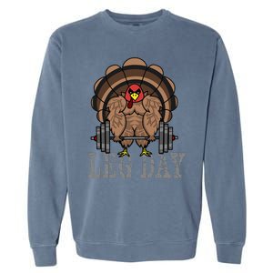 Funny Deadlifting Turkey Thanksgiving Leg Day Deadlift Garment-Dyed Sweatshirt