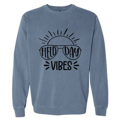 Field Day Vibes Funny Summer Glasses Teacher Field Day Garment-Dyed Sweatshirt