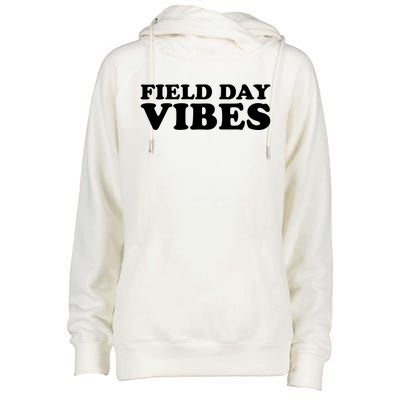 Field Day Vibes School Sport Teams Students Teachers Gift Womens Funnel Neck Pullover Hood