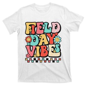 Field Day Vibes Groovy Summer Teacher Last Day Of School T-Shirt