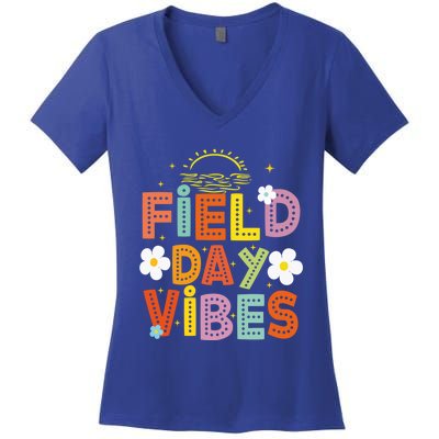 Field Day Vibes Funny For Teacher Happy Field Day 2024 Cute Gift Women's V-Neck T-Shirt