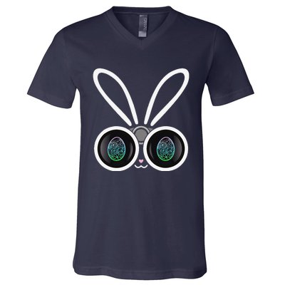 Funny Easter Bunny Egg Hunter With Binoculars Gifts V-Neck T-Shirt