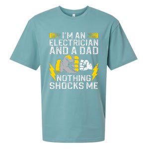 Funny Electrician Design For Daddy Electrical Engineers Sueded Cloud Jersey T-Shirt