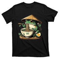 Frog Eating Ramen Kawaii Neko Japanese Noodles Anime Lovers T-Shirt