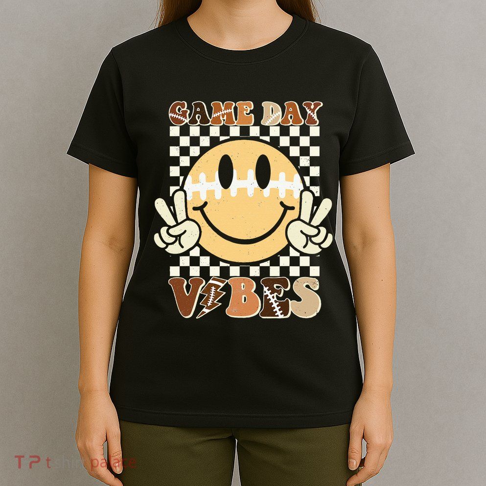 Funny Face American Football Game Day Vibes Sport Girl T-Shirt